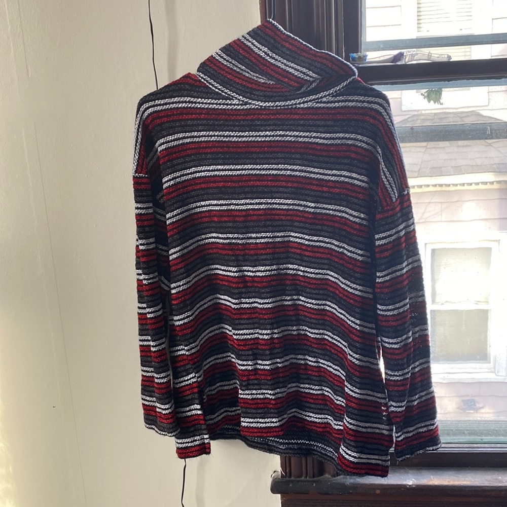Vintage Fashion Bug Turtle Neck Sweater